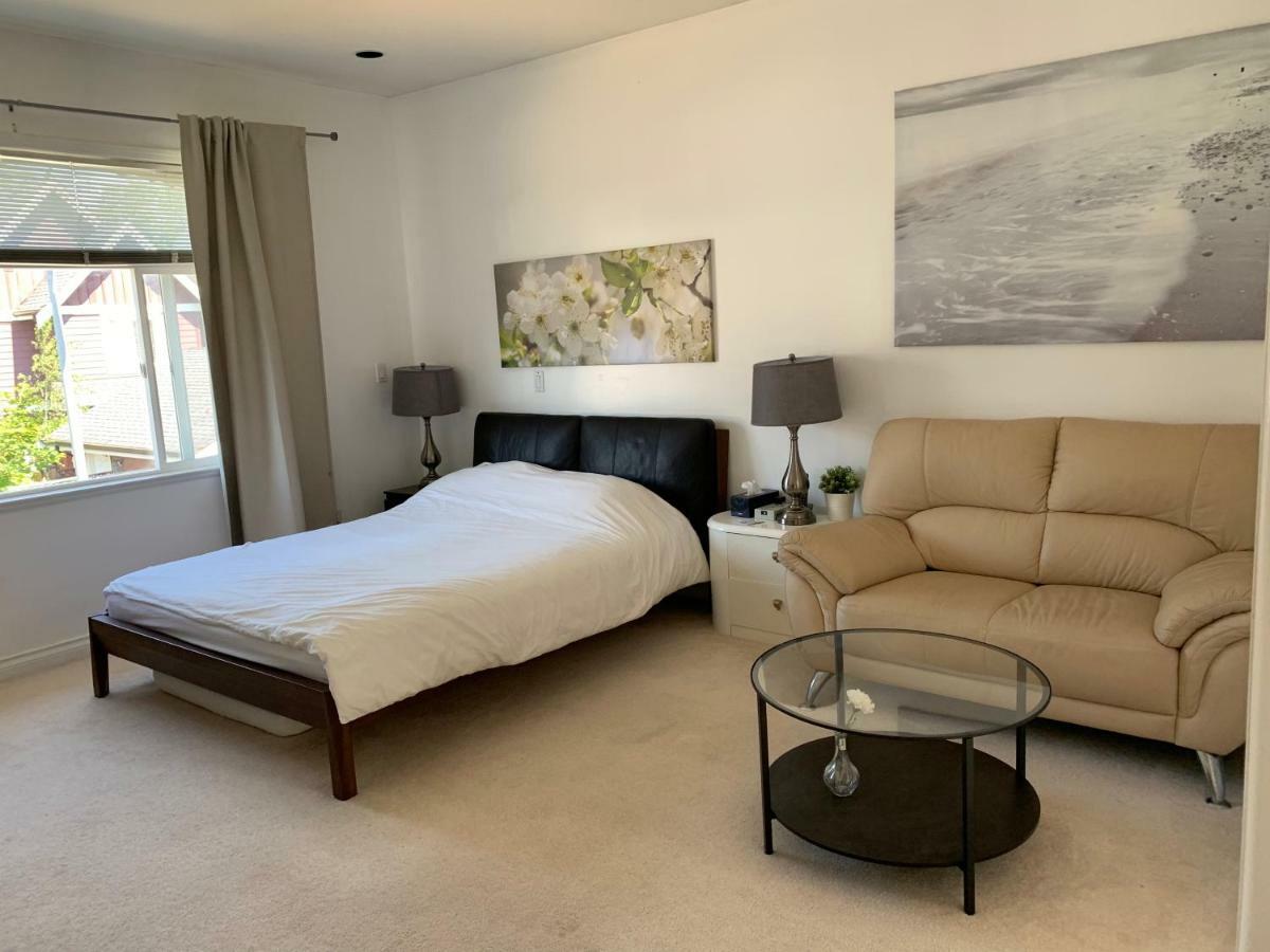 Bed and Breakfast Xin Xin House Richmond Esterno foto